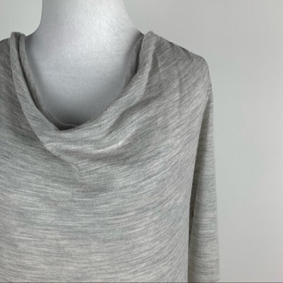 Club Monaco Womens top size XS 100% wool gray open back cowl neck - Picture 4 of 10